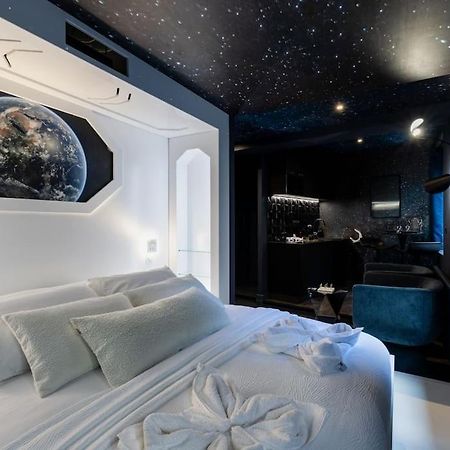 Apartament Galaxy La Tete Dans Les Etoiles Riom Zewnętrze zdjęcie