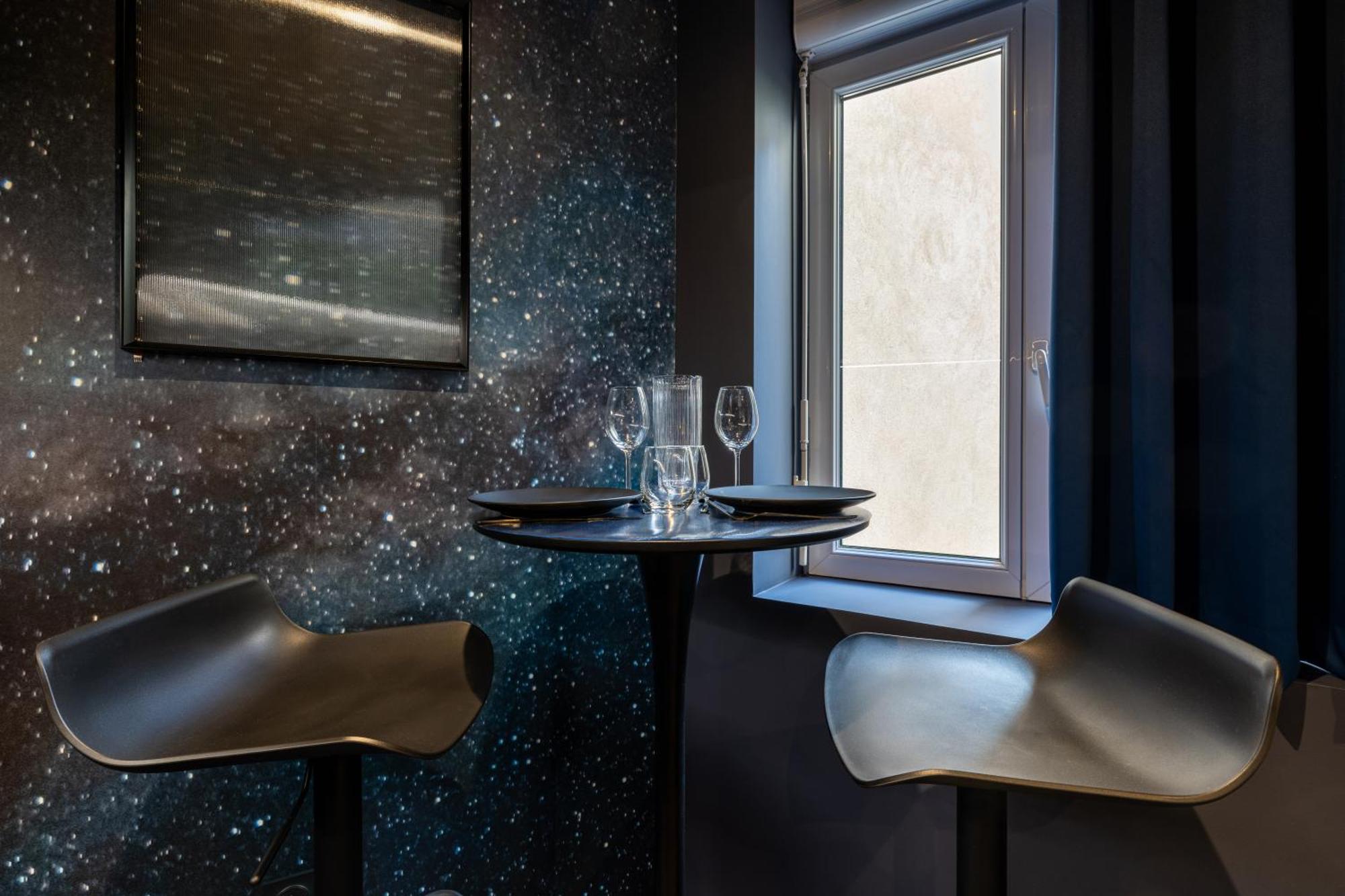 Apartament Galaxy La Tete Dans Les Etoiles Riom Zewnętrze zdjęcie