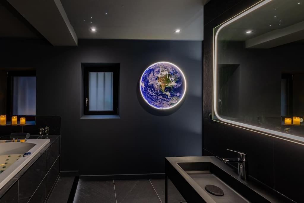 Apartament Galaxy La Tete Dans Les Etoiles Riom Zewnętrze zdjęcie